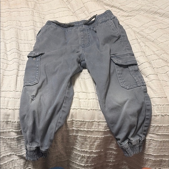Men's Gray Cargo Pants - Picture 1 of 2